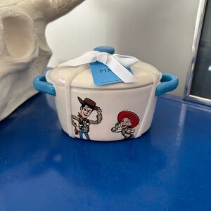 Rae Dunn Disney Pixar Toy Story Woody & Jessie Howdy Mini Pot Serving Dish w Lid